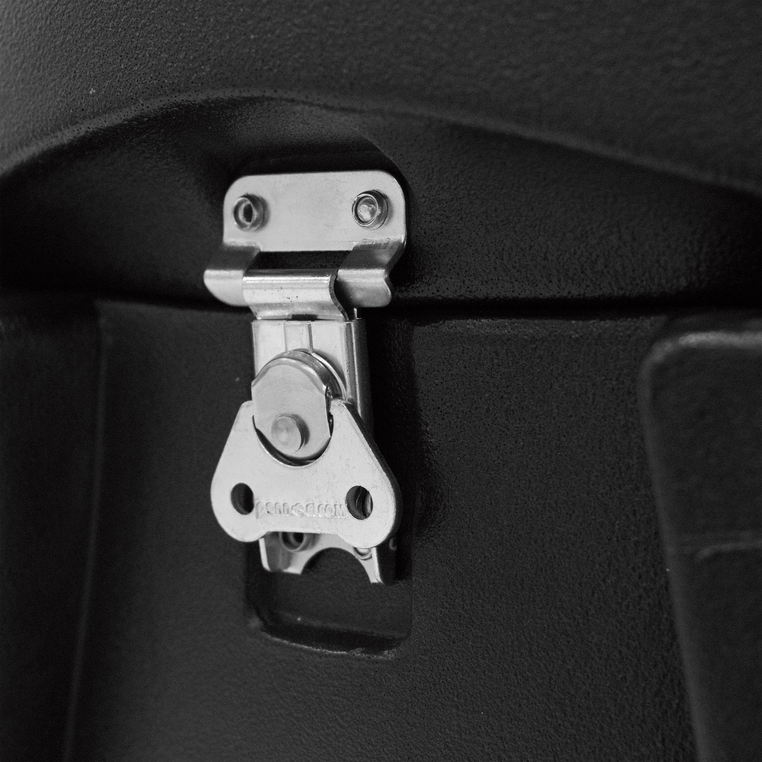 Display In A Box Case 4